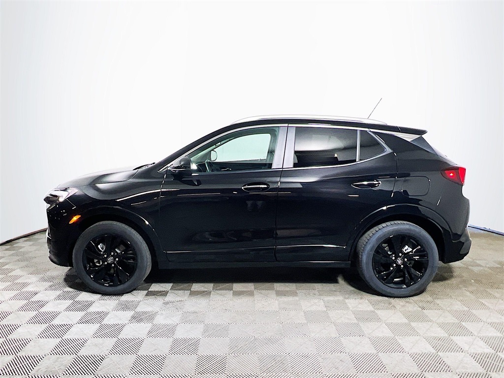 Vehicle image 8 of 34