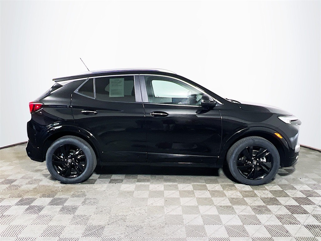Vehicle image 4 of 34