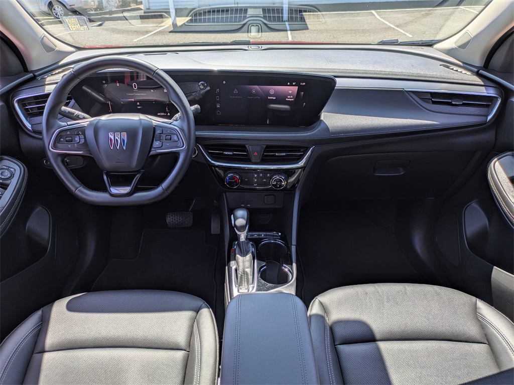Vehicle image 21 of 36