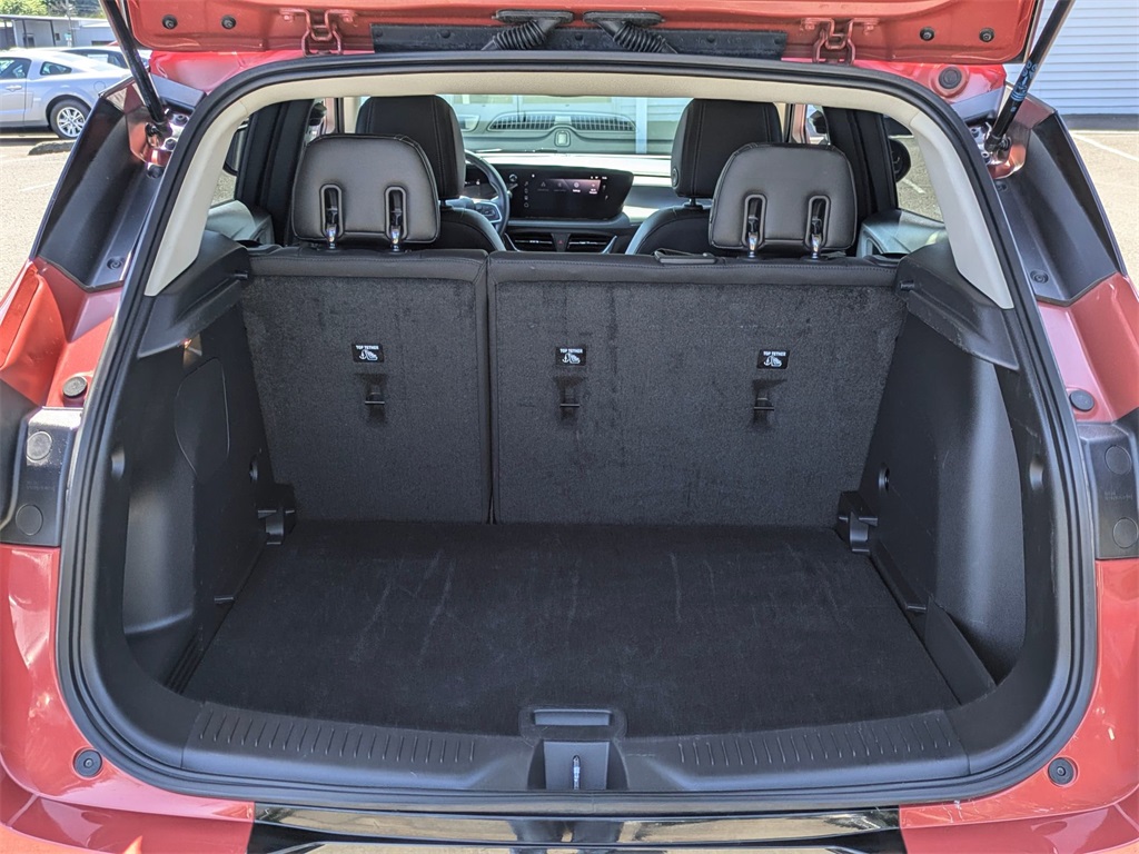 Vehicle image 26 of 36