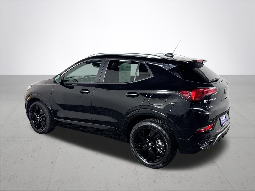 Vehicle image 9 of 24