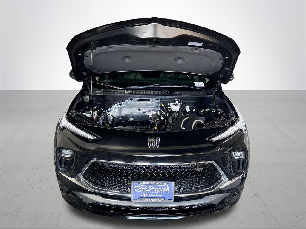 Vehicle image 4 of 24