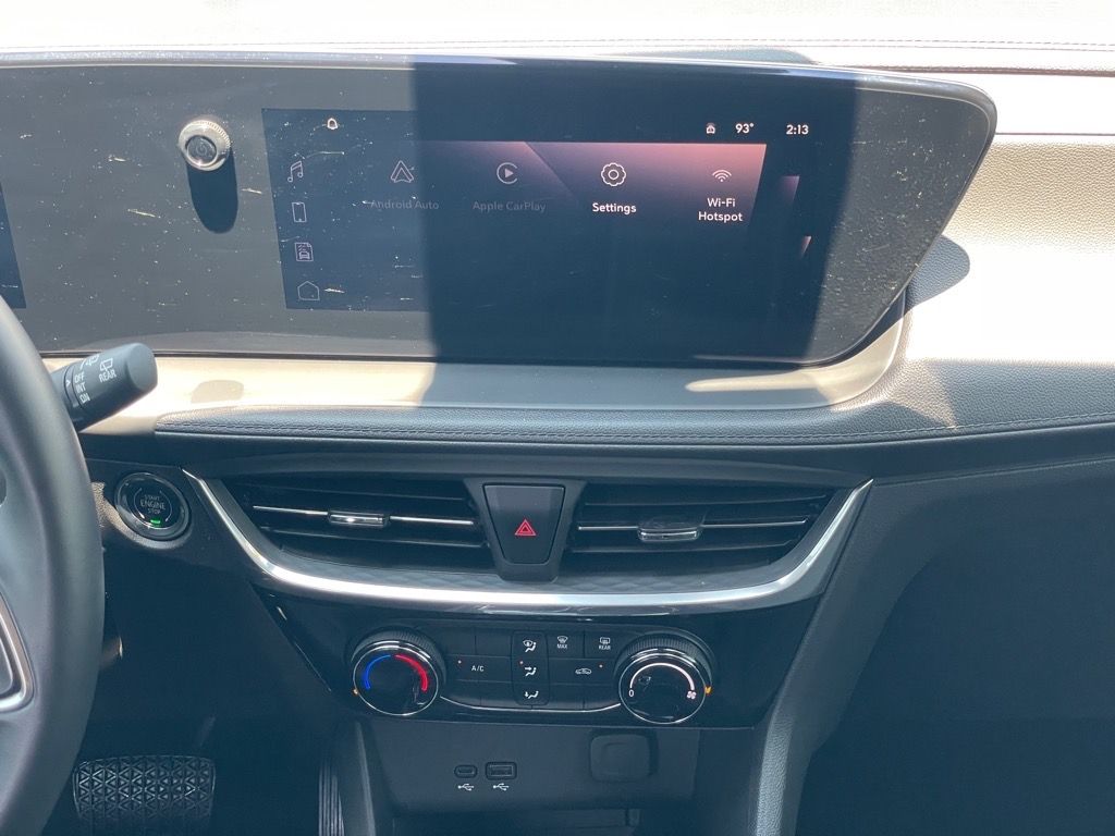 Vehicle image 20 of 26