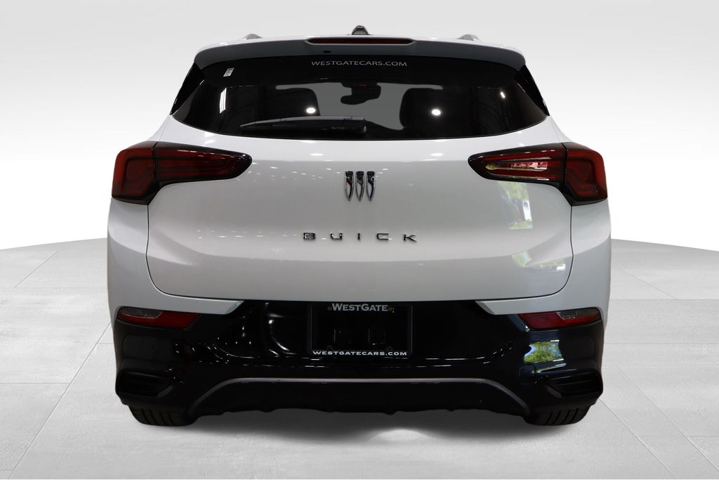 Vehicle image 5 of 33