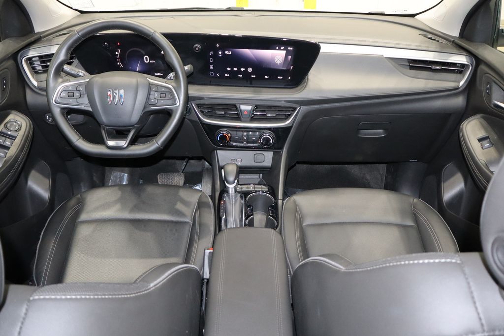 Vehicle image 22 of 33