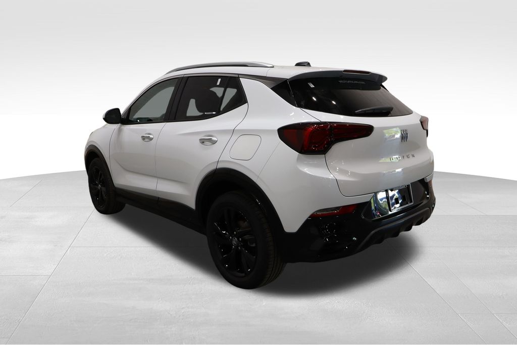 Vehicle image 6 of 33