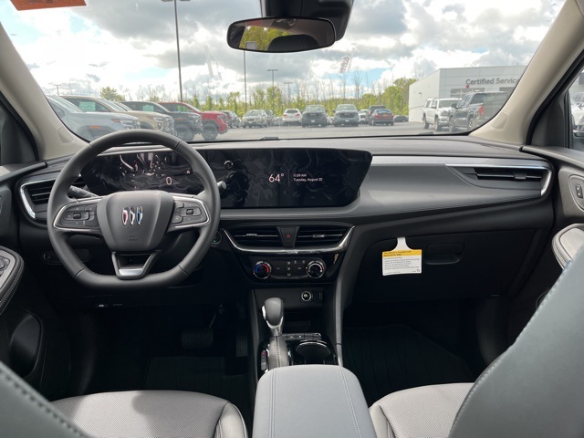 Vehicle image 4 of 9