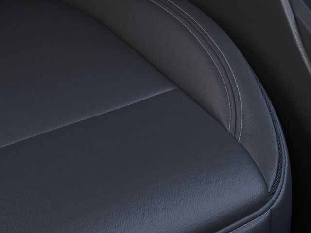 Vehicle image 21 of 24
