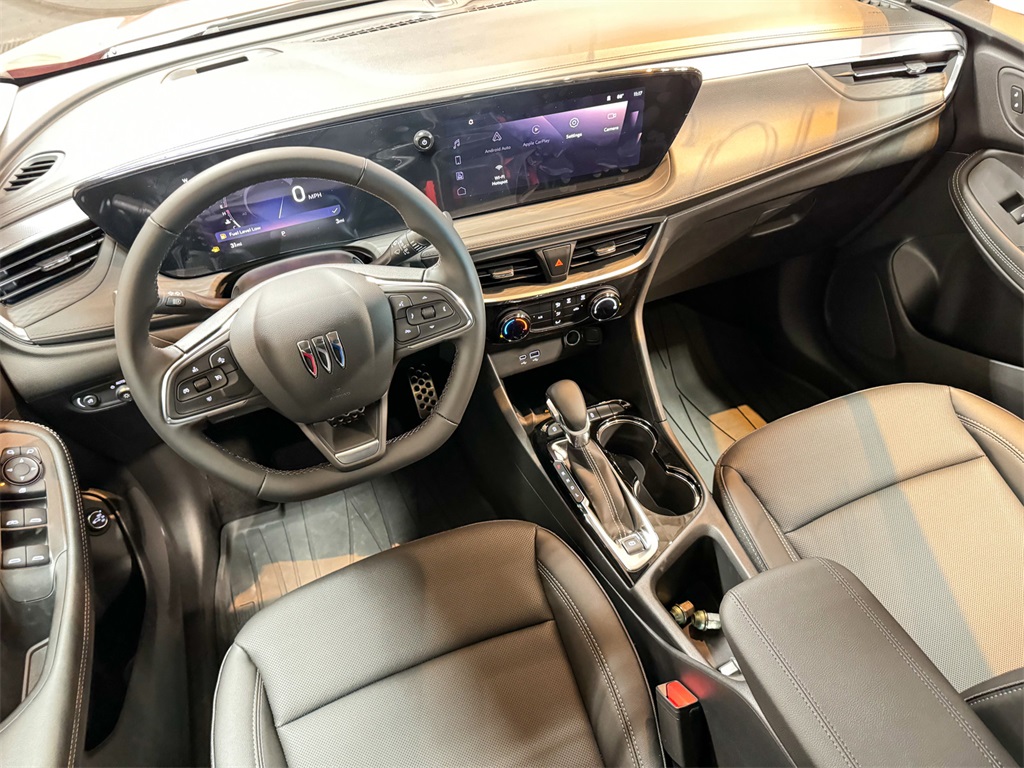 Vehicle image 33 of 43