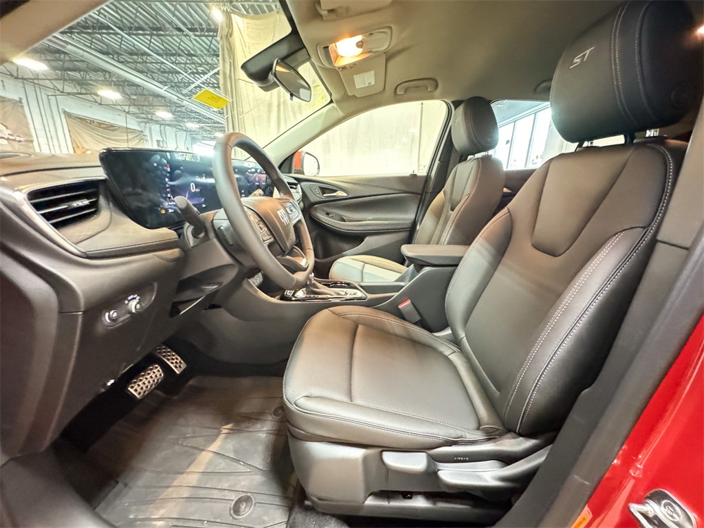 Vehicle image 14 of 43