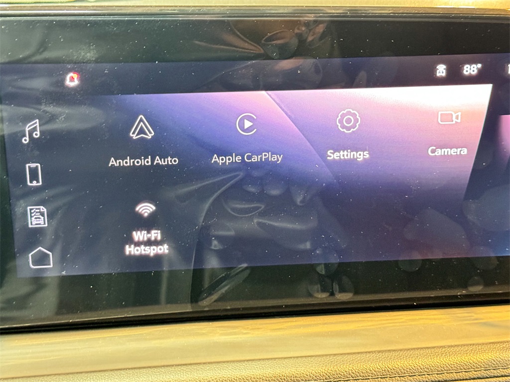 Vehicle image 40 of 43