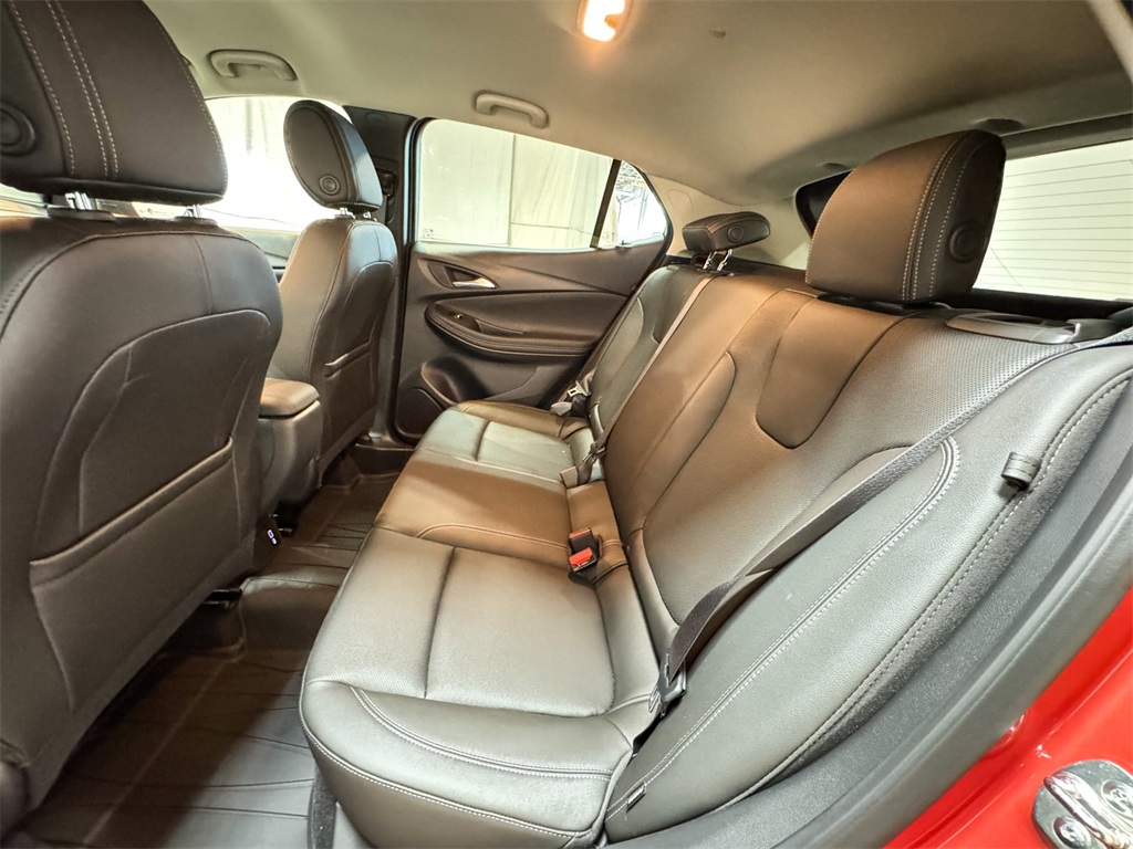 Vehicle image 16 of 43