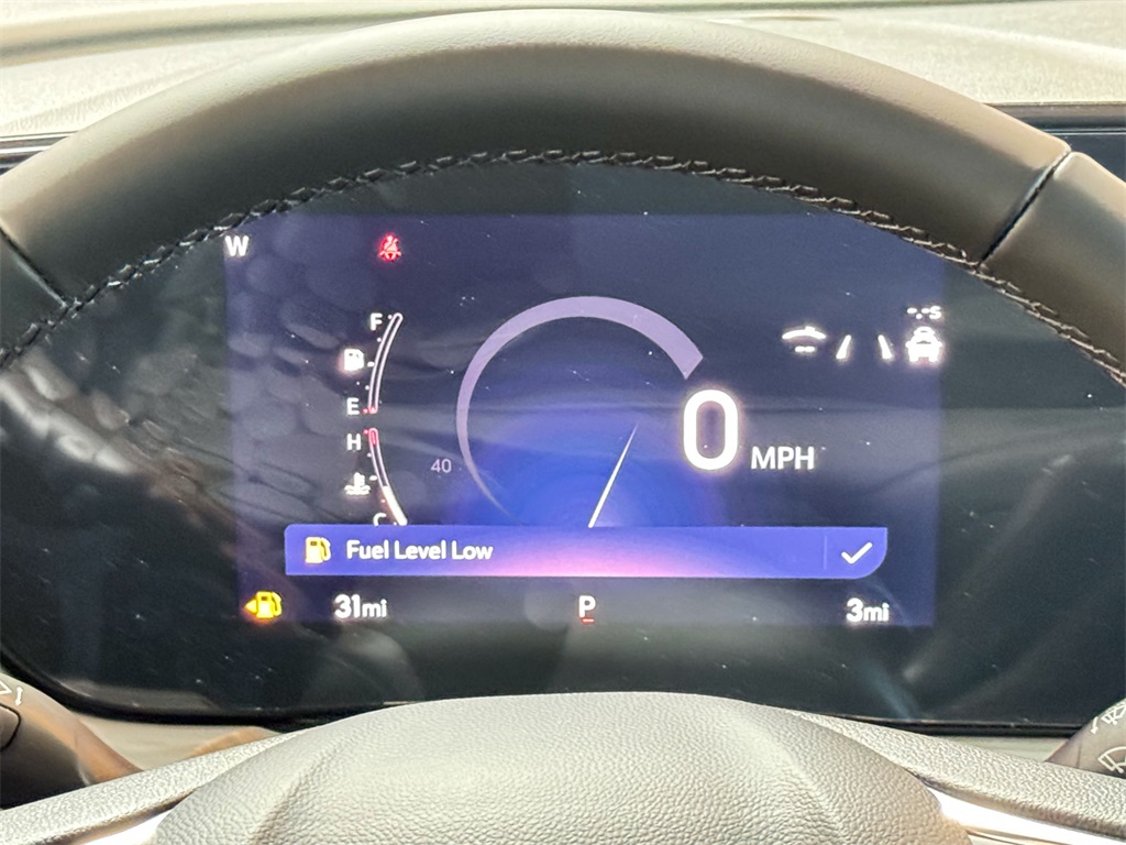 Vehicle image 31 of 43