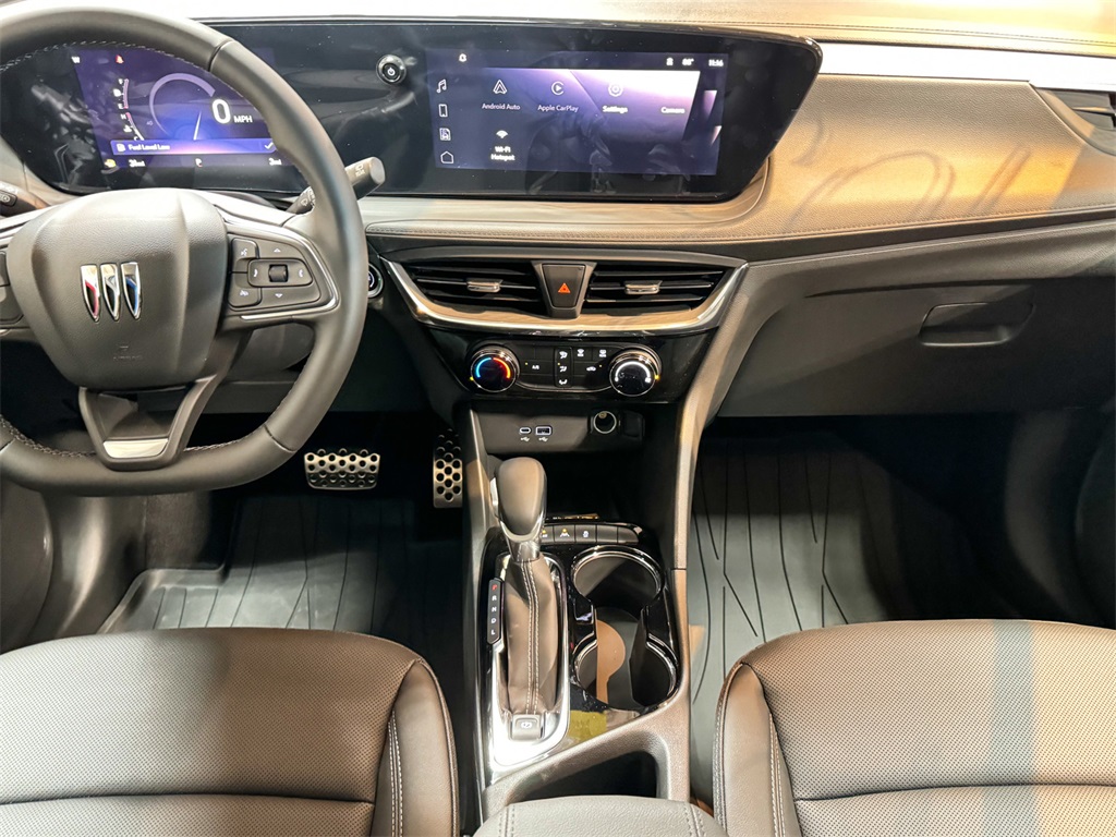 Vehicle image 23 of 43