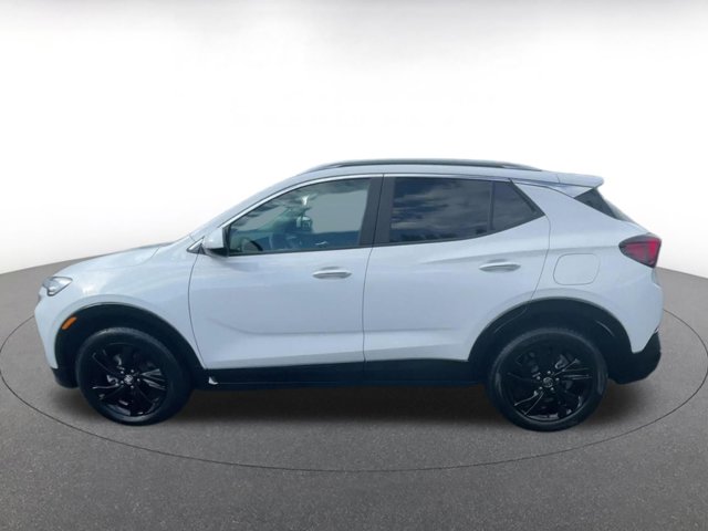 Vehicle image 13 of 45