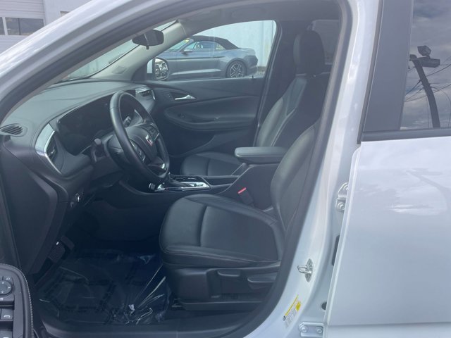 Vehicle image 21 of 45