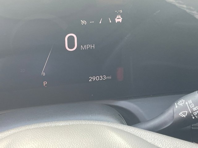 Vehicle image 26 of 45