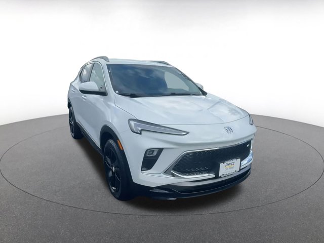 Vehicle image 4 of 45
