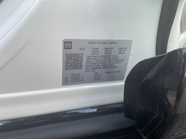 Vehicle image 33 of 45