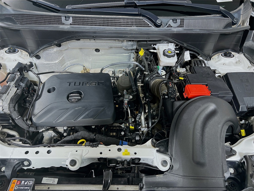 Vehicle image 9 of 34