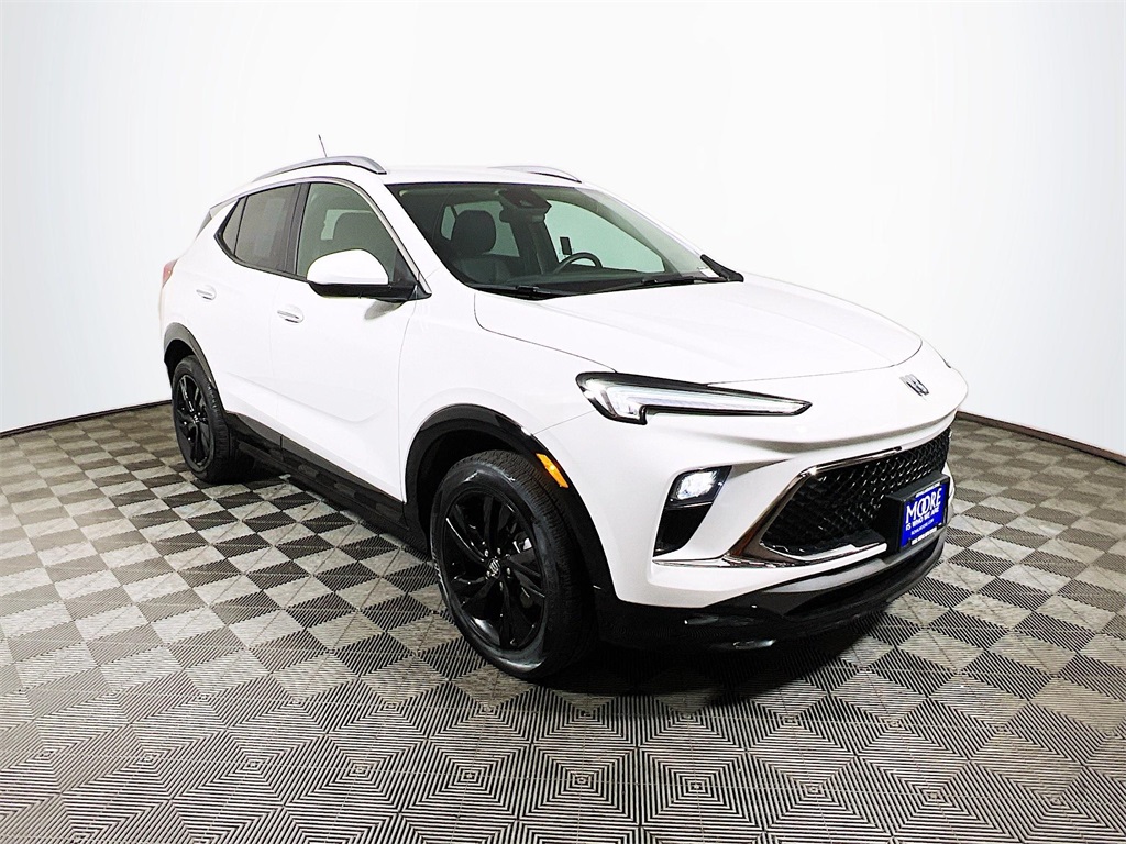 Vehicle image 3 of 34