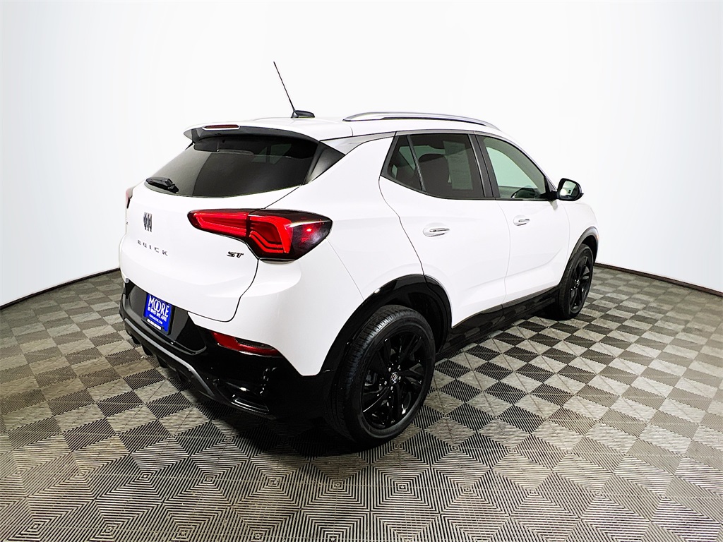 Vehicle image 5 of 34