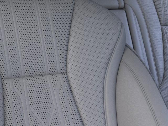 Vehicle image 21 of 24