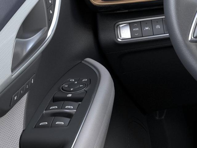 Vehicle image 22 of 24