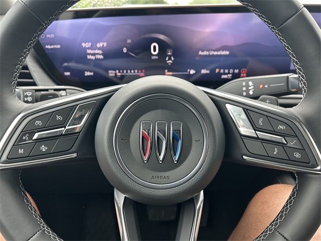 Vehicle image 27 of 46