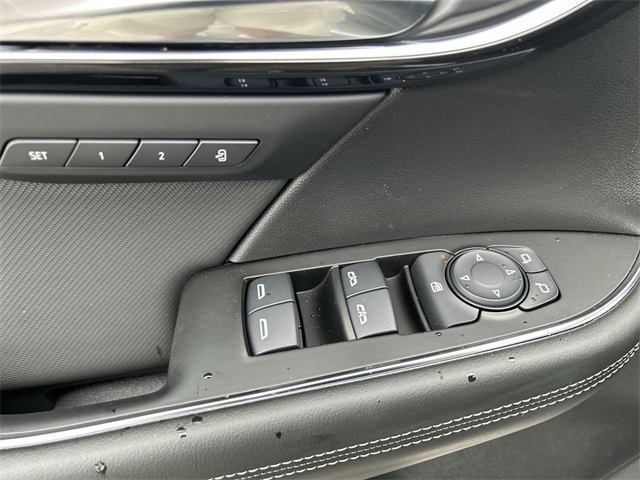 Vehicle image 39 of 46