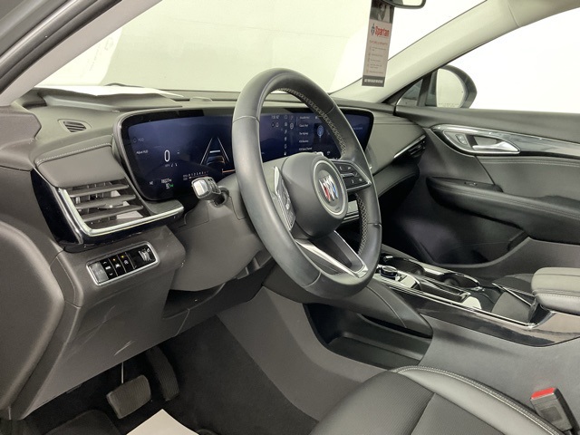 Vehicle image 14 of 24