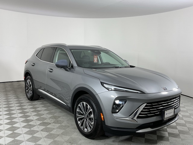 Vehicle image 3 of 24