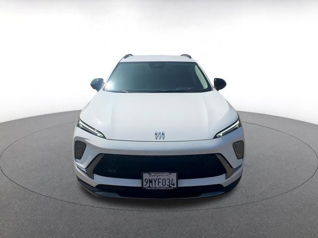 Vehicle image 3 of 41