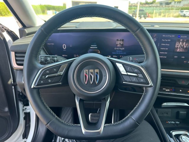 Vehicle image 40 of 41