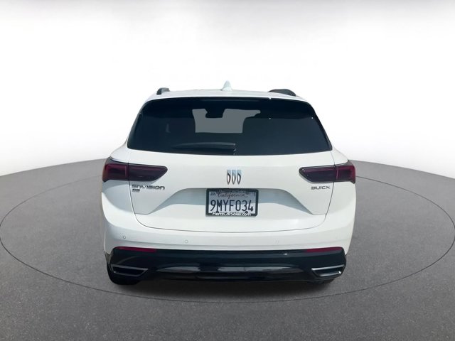 Vehicle image 10 of 41