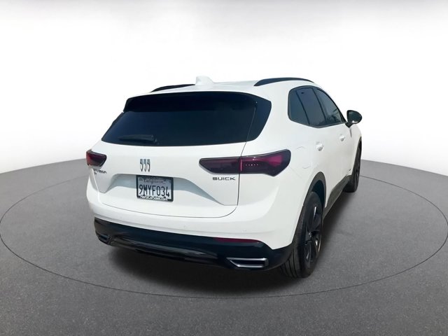 Vehicle image 8 of 41