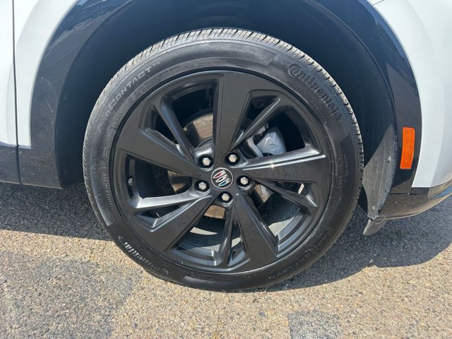 Vehicle image 15 of 41