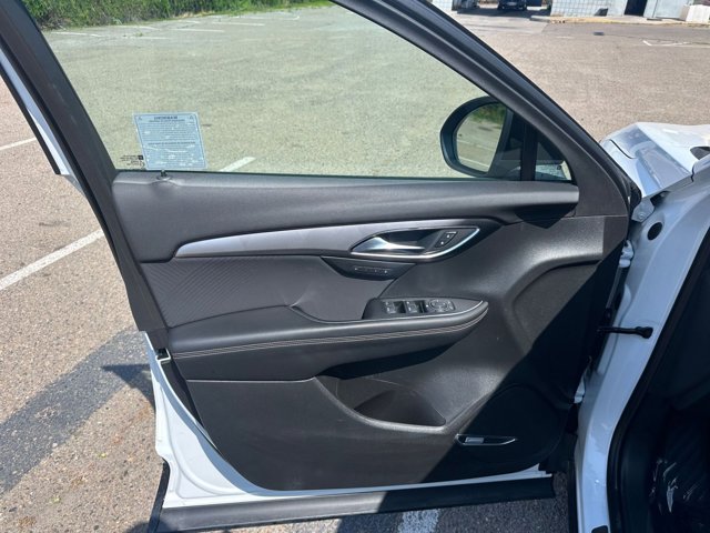 Vehicle image 30 of 41