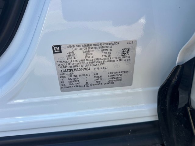 Vehicle image 34 of 41