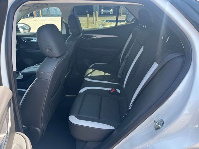 Vehicle image 22 of 41