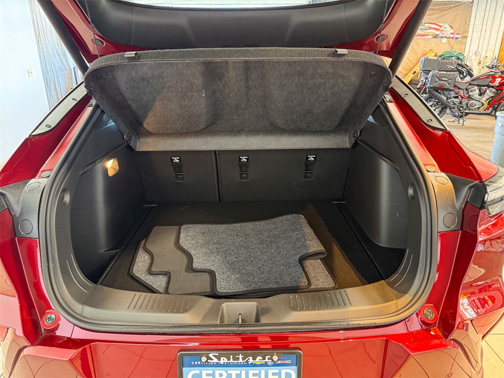 Vehicle image 14 of 48