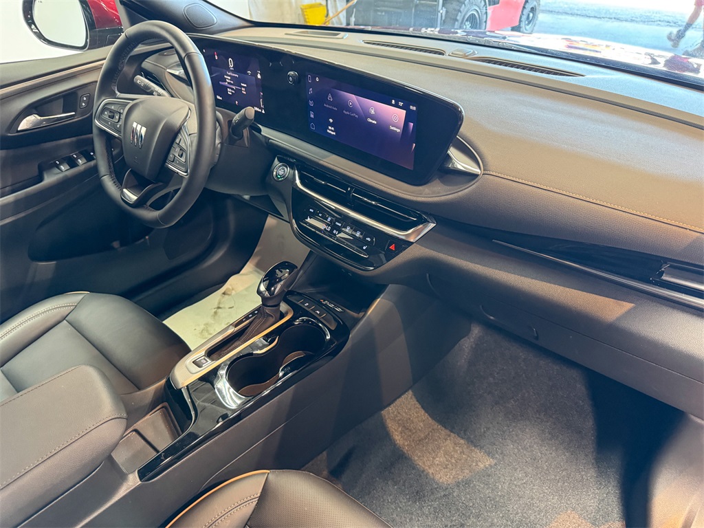 Vehicle image 21 of 48