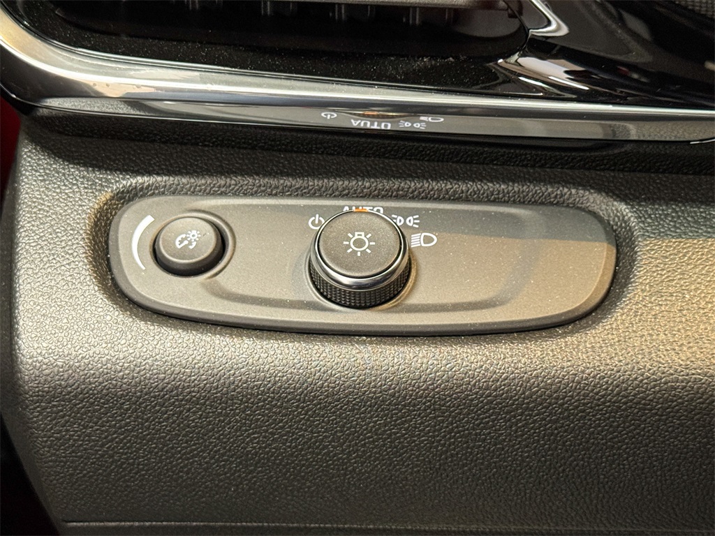 Vehicle image 47 of 48