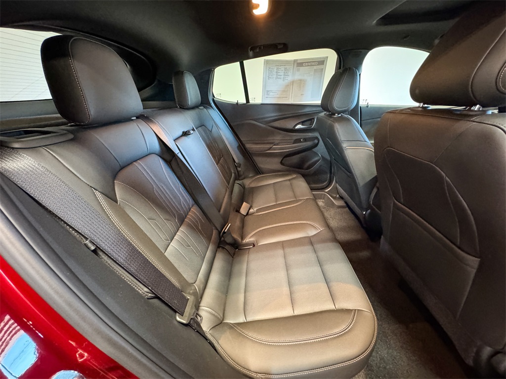Vehicle image 16 of 48
