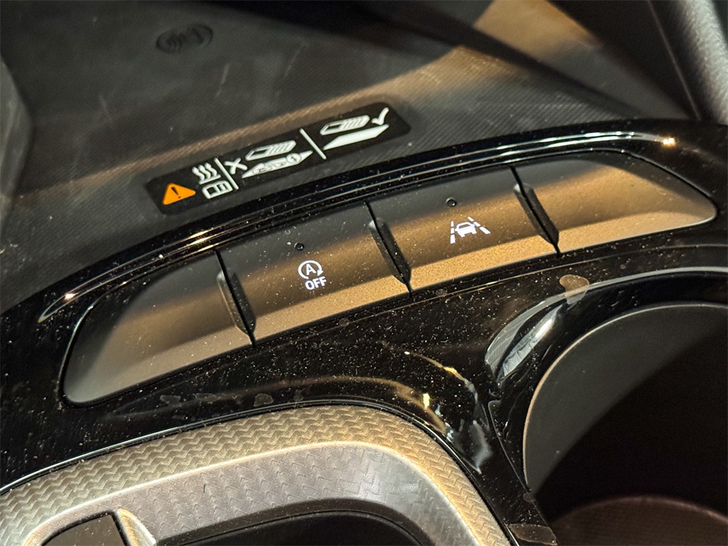 Vehicle image 42 of 48