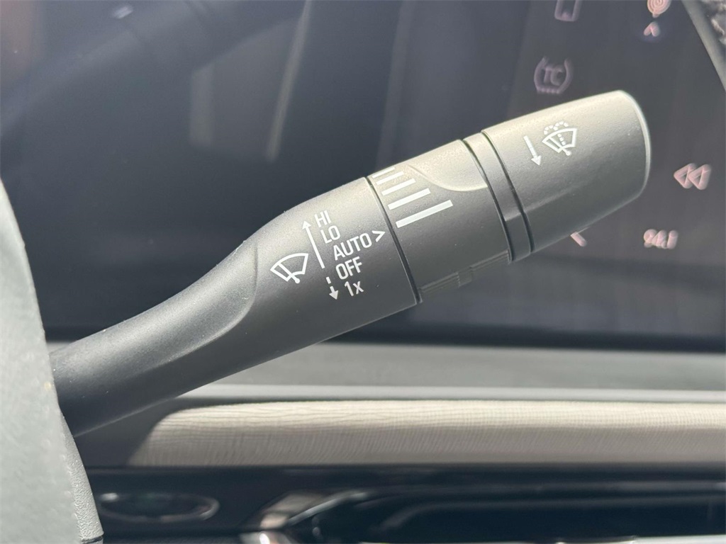 Vehicle image 20 of 30