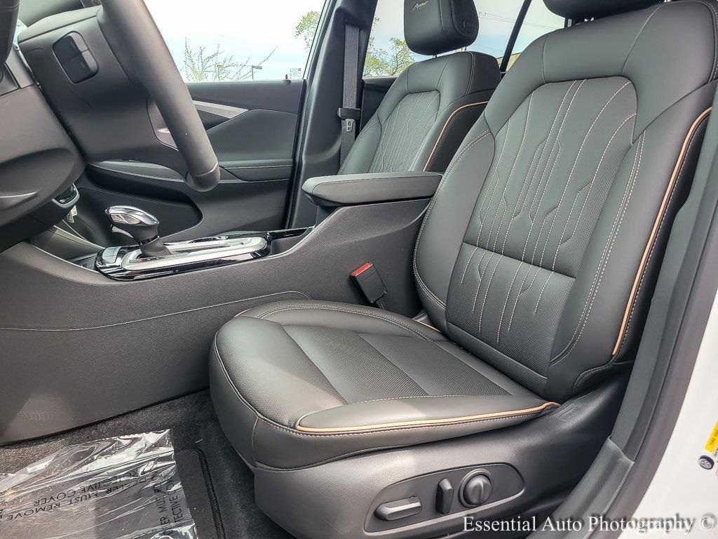 Vehicle image 9 of 22
