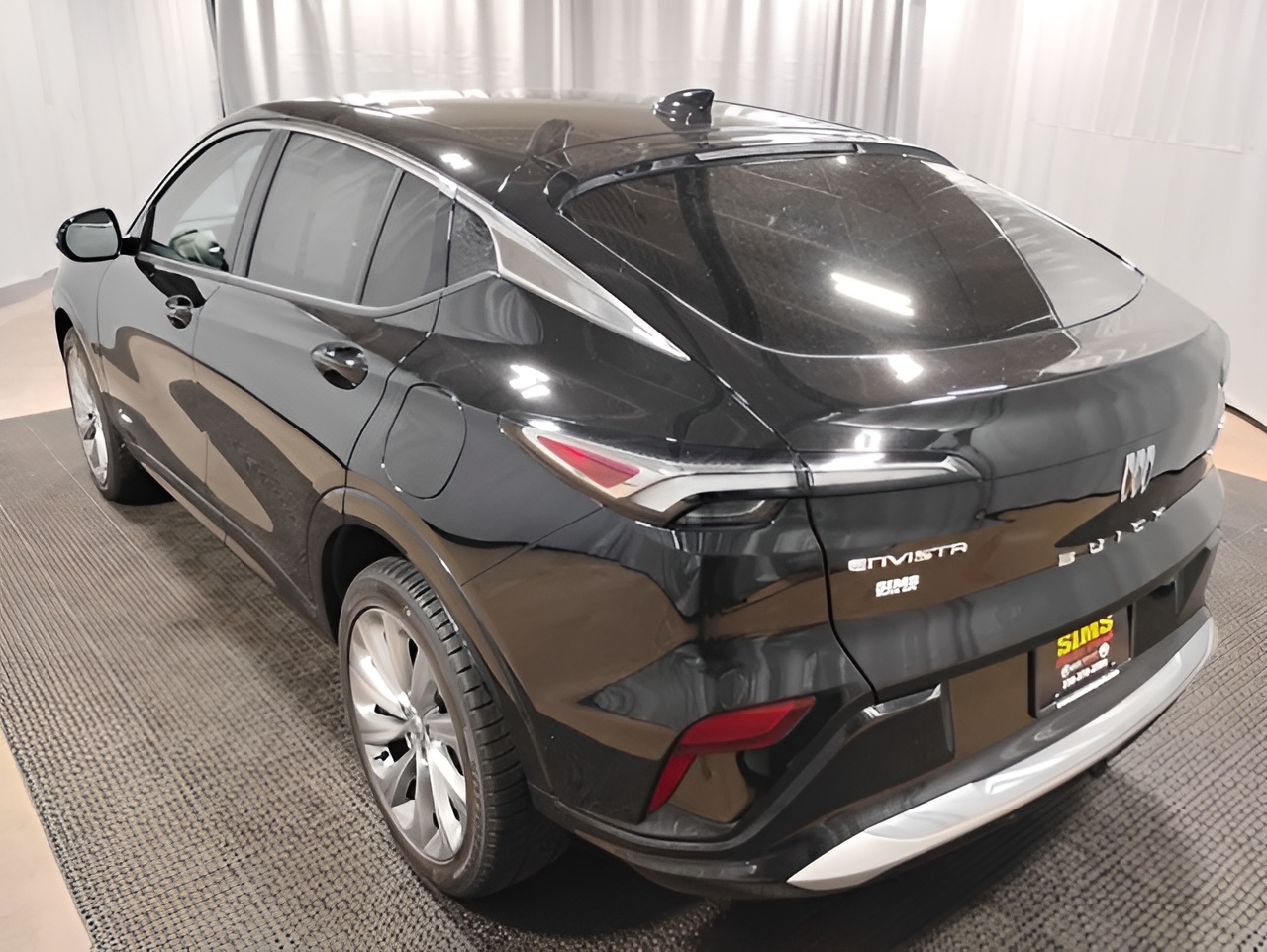 Vehicle image 43 of 44