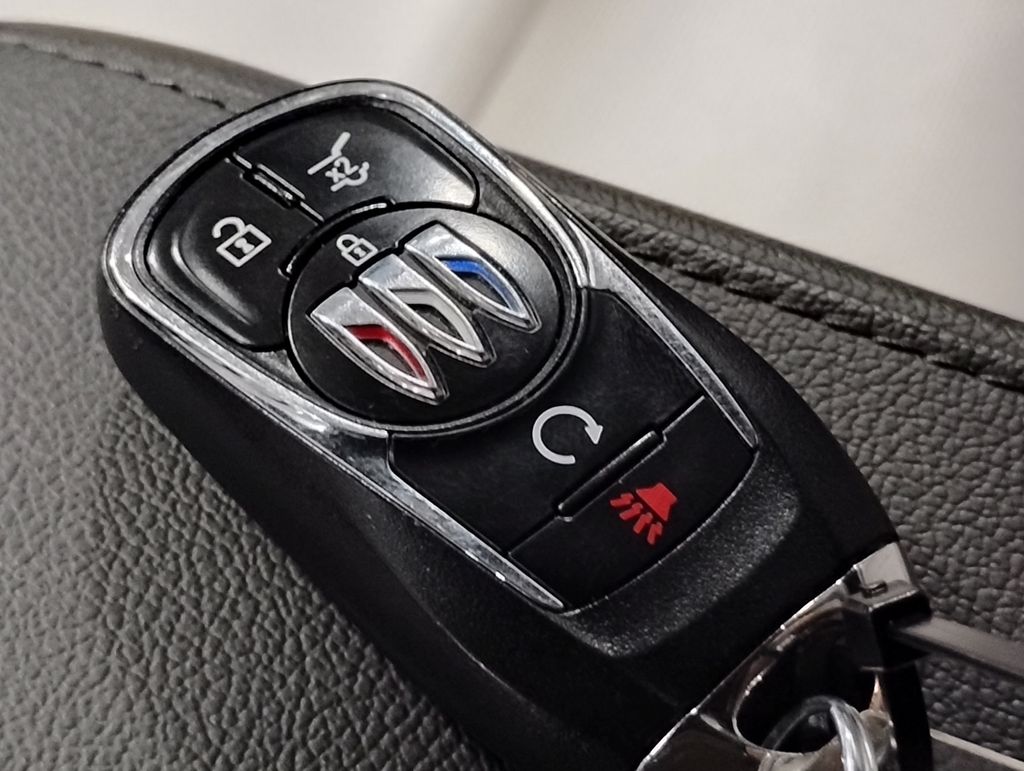 Vehicle image 22 of 44