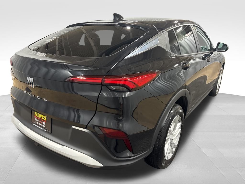 Vehicle image 5 of 45